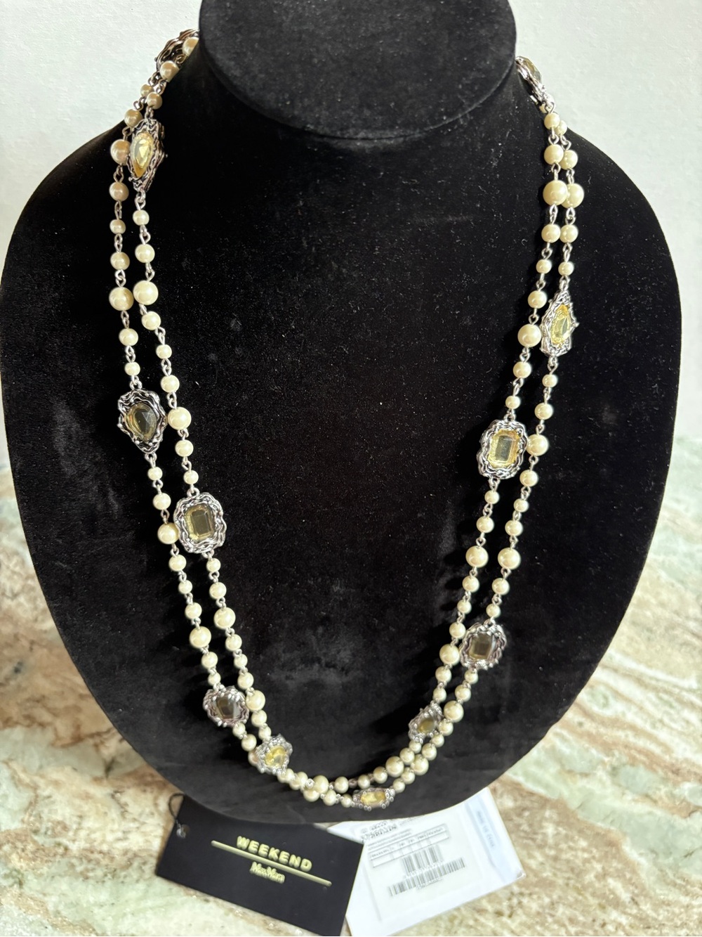 Weekend Max Mara Single Strand faux-Pearl and Crystal Necklace in Cream/Clear